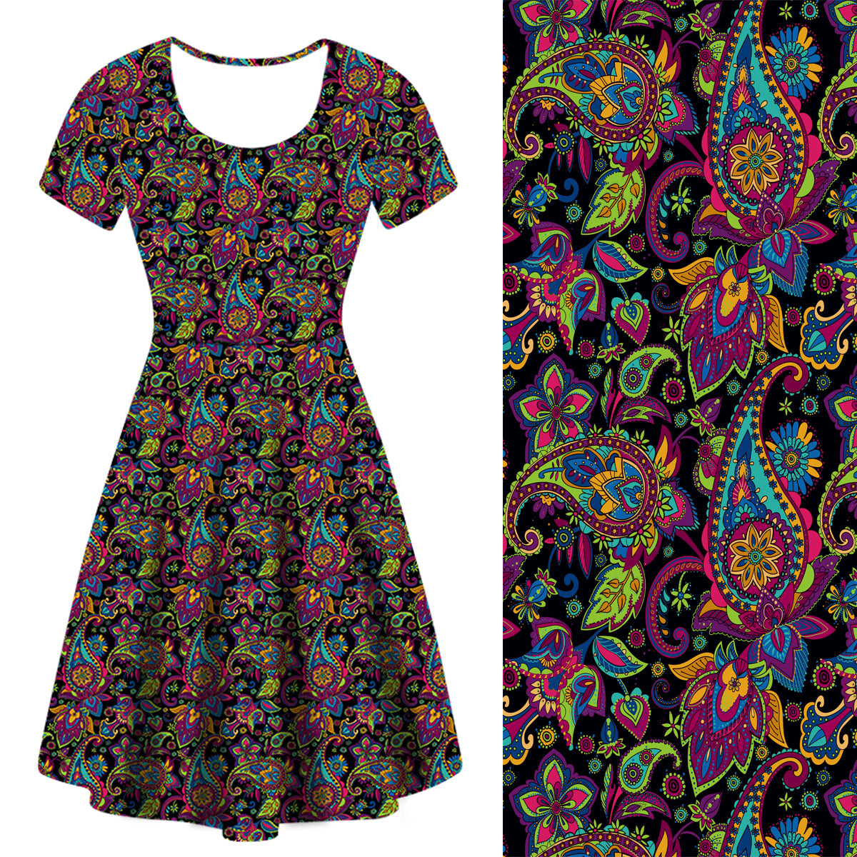 Pretty Paisley Deluxe Pocket Dress